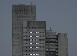 Windows 11’De Hyper-V Nasıl Aktif Edilir? Kolay ve Hızlı Rehber